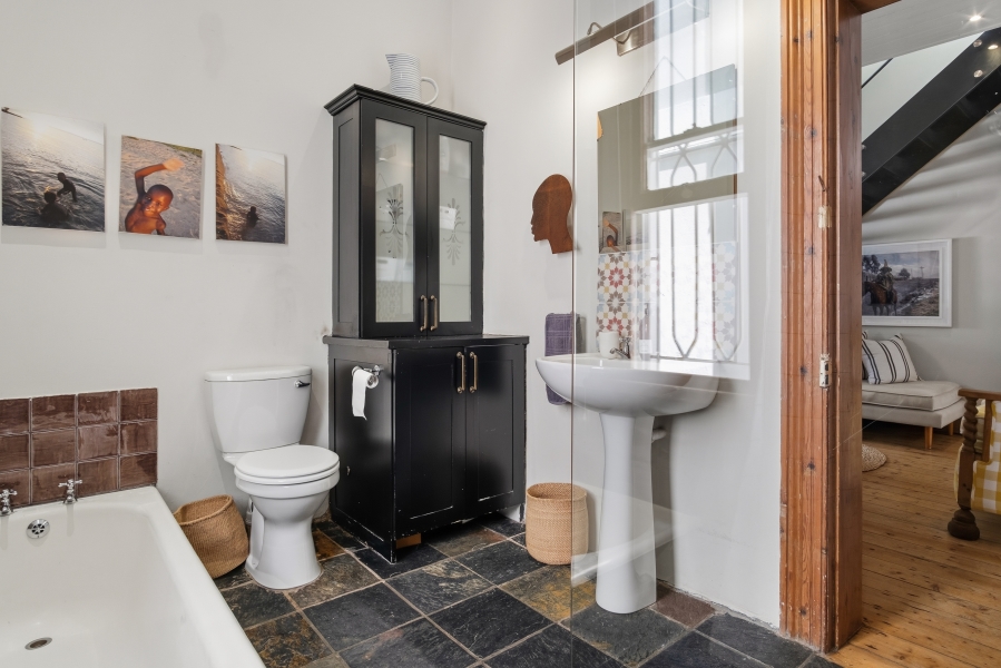 3 Bedroom Property for Sale in Tamboerskloof Western Cape